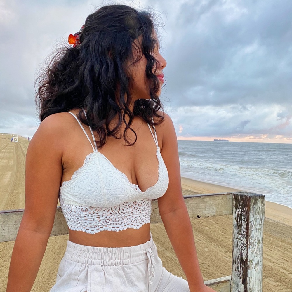 Meet your Posher, Aline